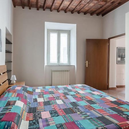 Lucca - Piazza Dell'Anfiteatro Central Apartment! 외부 사진