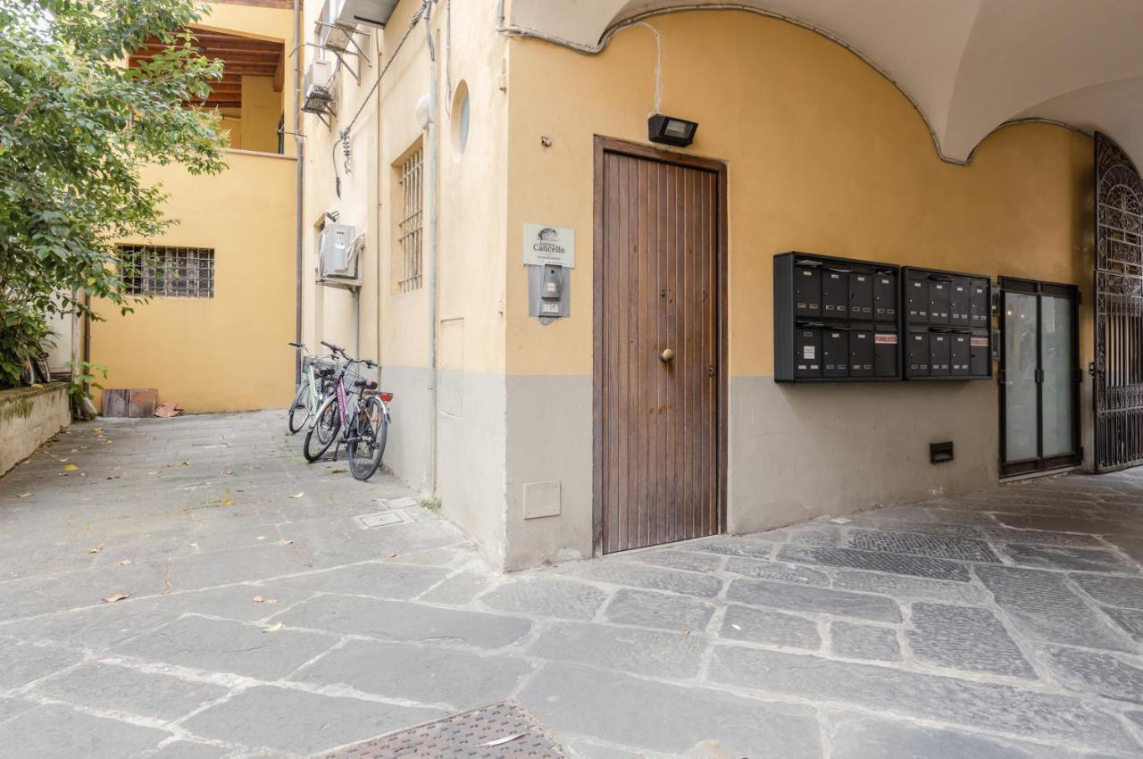 Lucca - Piazza Dell'Anfiteatro Central Apartment! 외부 사진
